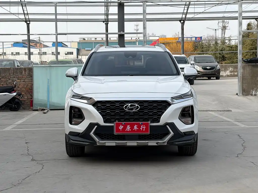 Hyundai Santa Fe — фото 2
