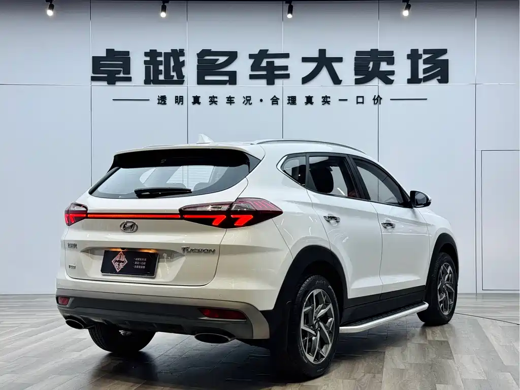 Hyundai Tucson — фото 7