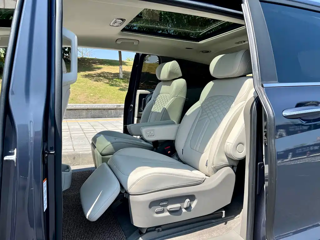 Hyundai Custo — фото 19