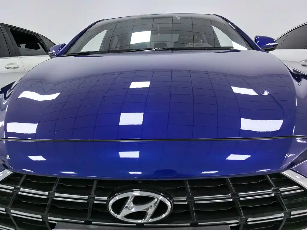 Hyundai Elantra — фото 20