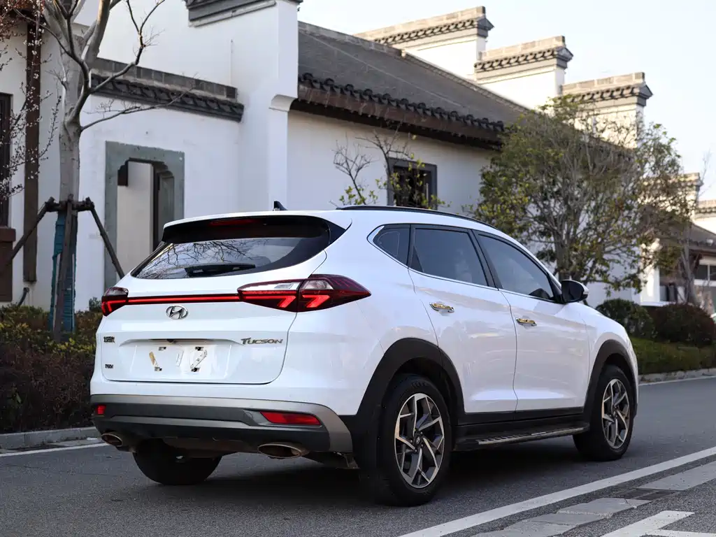 Hyundai Tucson — фото 4