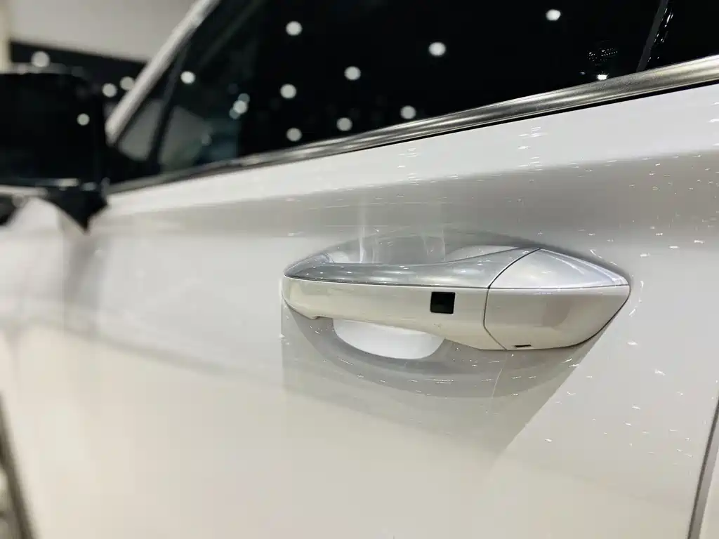 Hyundai Santa Fe — фото 14