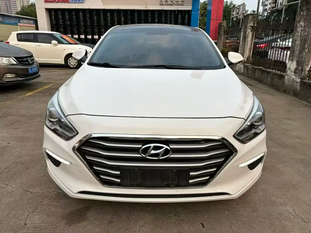 Hyundai Mistra — фото 2