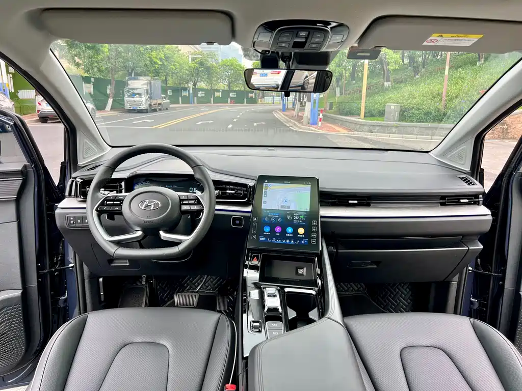 Hyundai Custo — фото 17