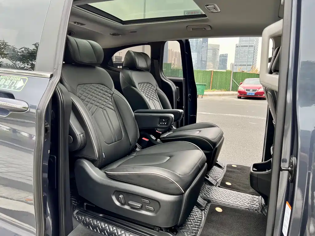 Hyundai Custo — фото 20