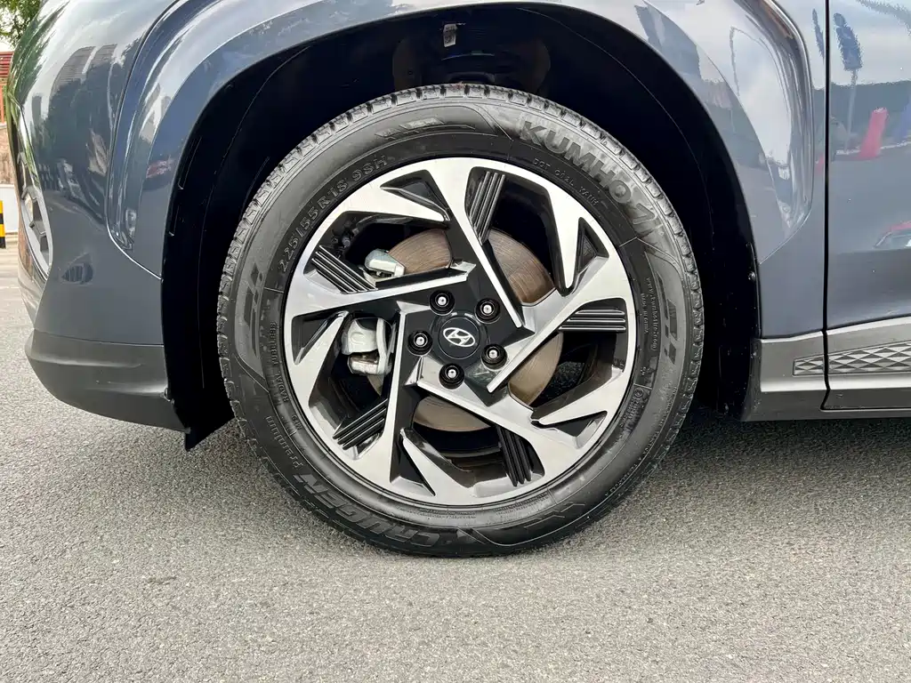 Hyundai Custo — фото 34