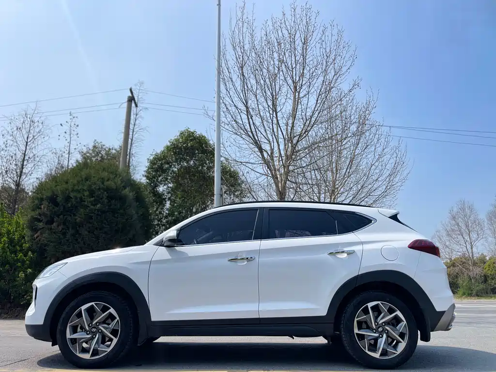 Hyundai Tucson — фото 4