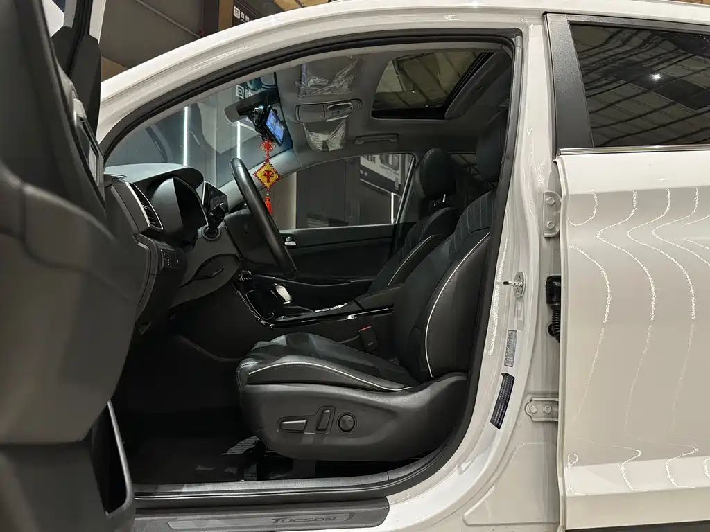 Hyundai Tucson — фото 9