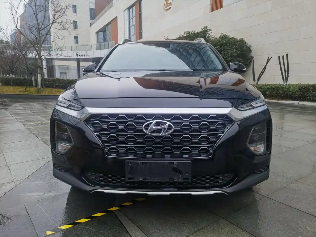 Hyundai Santa Fe — фото 2
