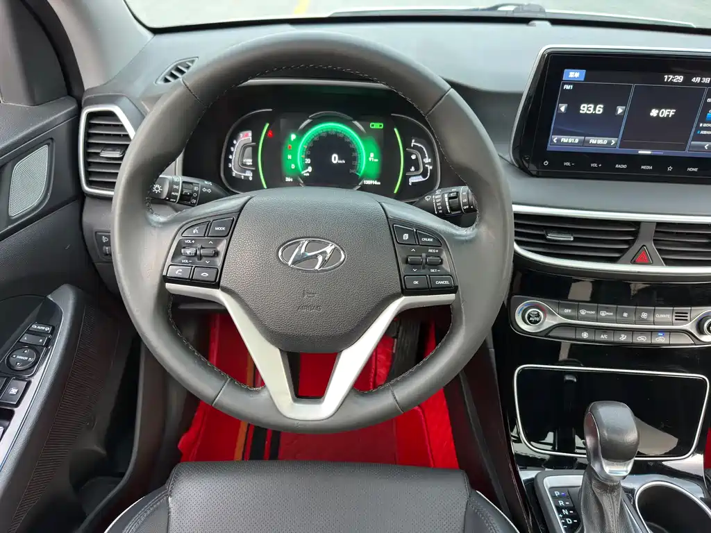 Hyundai Tucson — фото 11