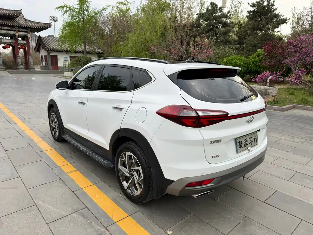Hyundai Tucson — фото 4