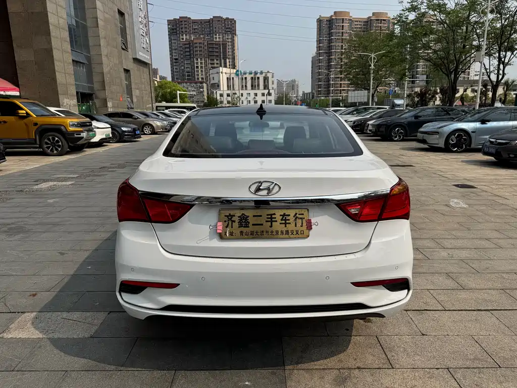 Hyundai Mistra — фото 4