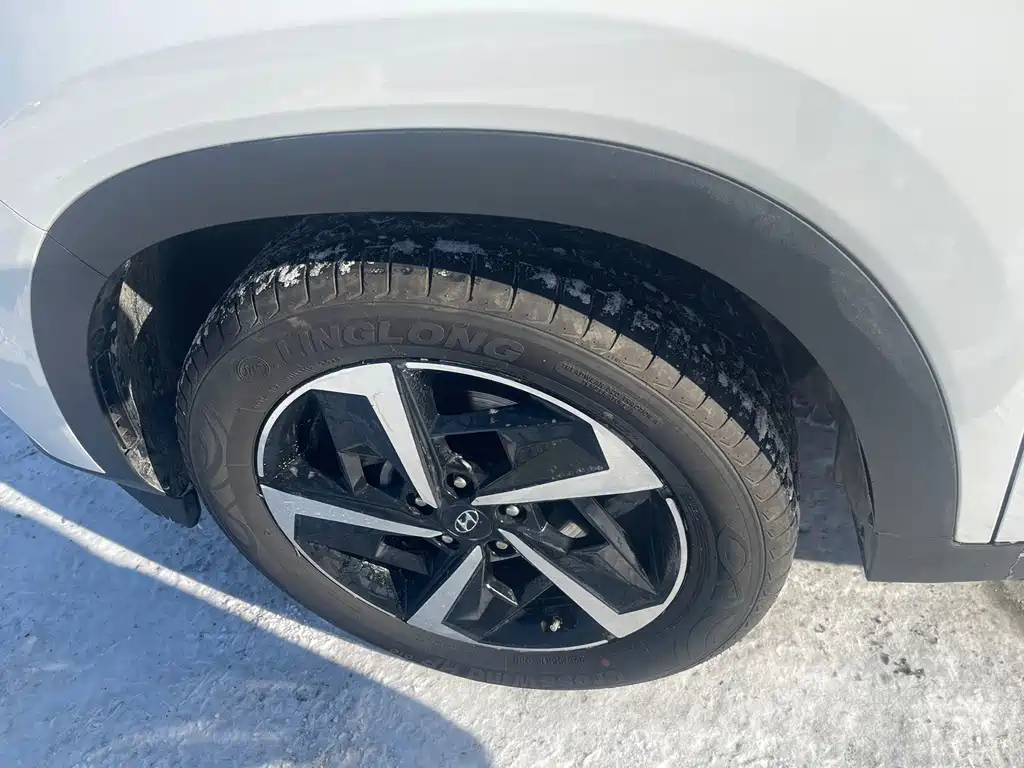Hyundai ix35 — фото 18