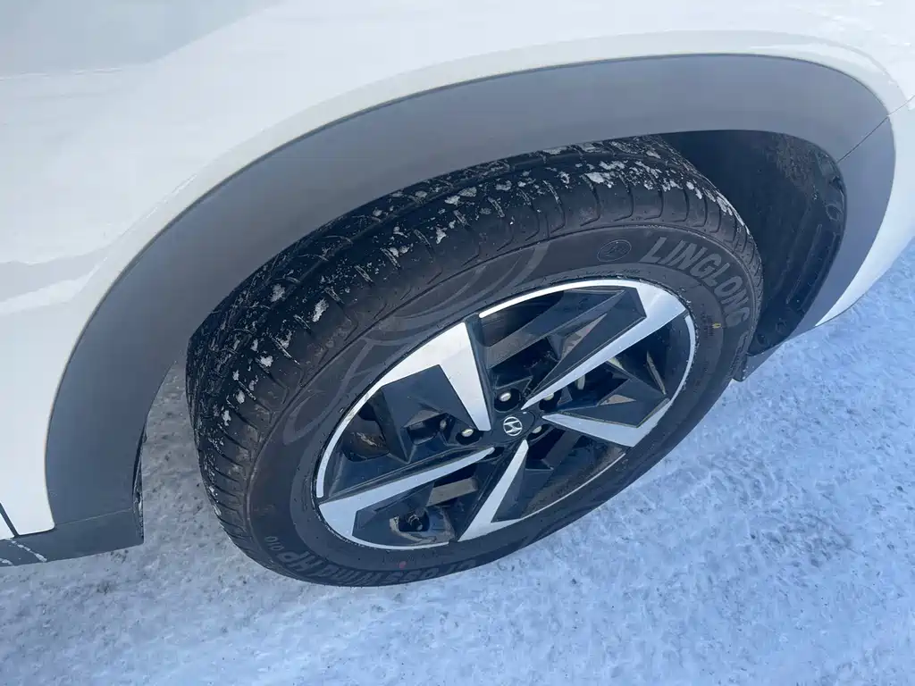 Hyundai ix35 — фото 20