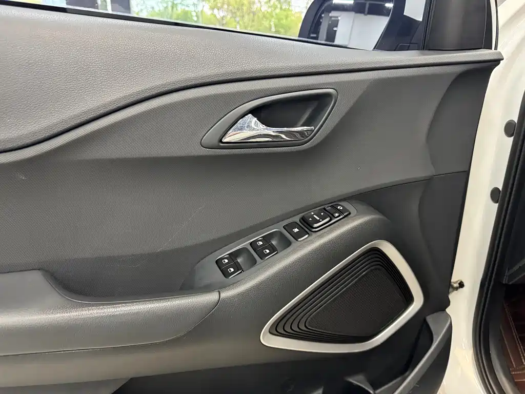 Hyundai ix35 — фото 10