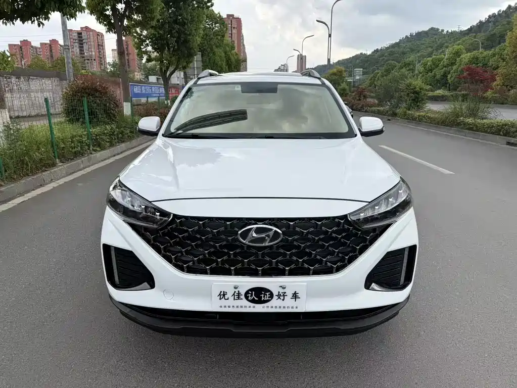 Hyundai ix35 — фото 2