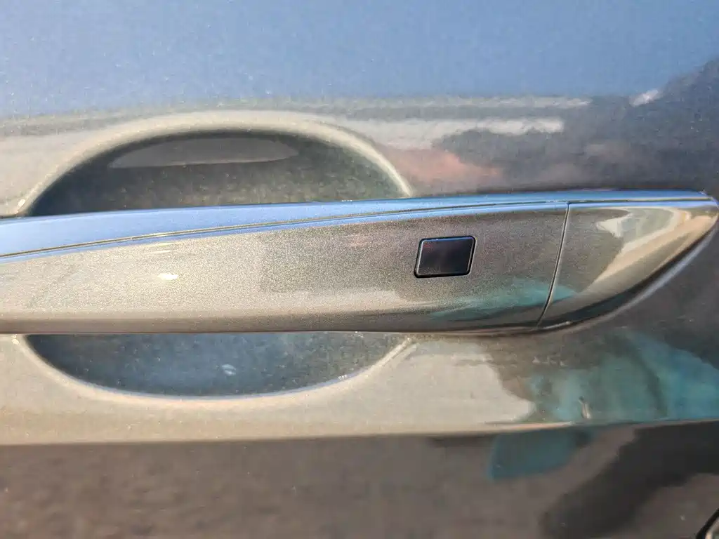 Hyundai Elantra — фото 8