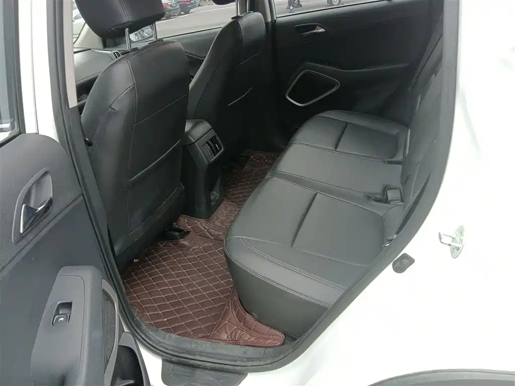 Hyundai ix35 — фото 13