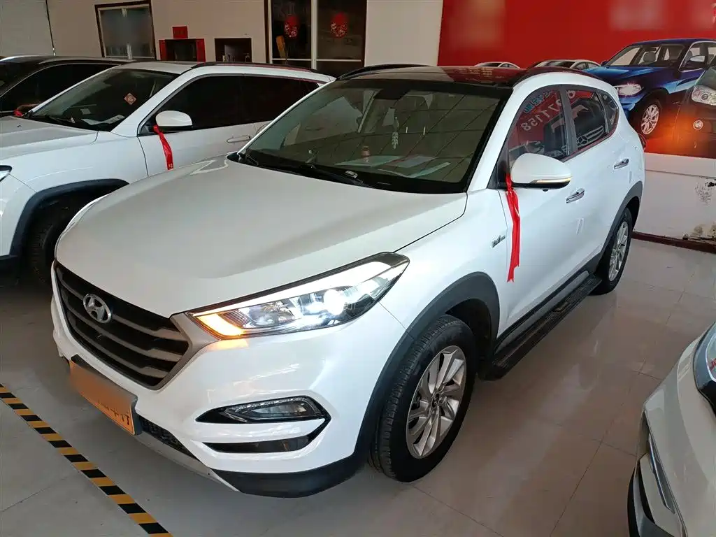 Hyundai Tucson — фото 2