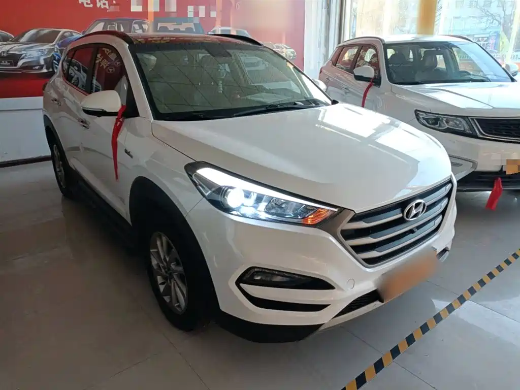 Hyundai Tucson — фото 4