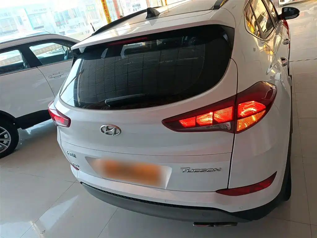 Hyundai Tucson — фото 6