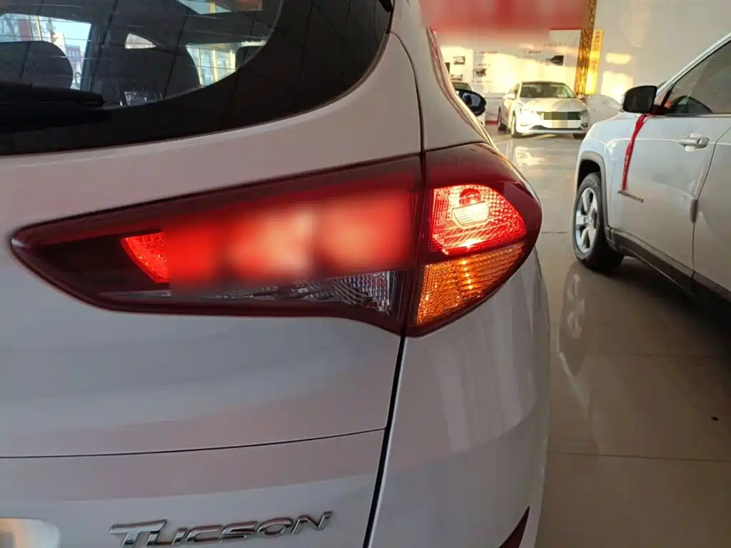Hyundai Tucson — фото 8