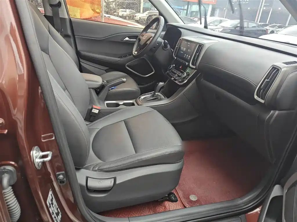 Hyundai ix35 — фото 19
