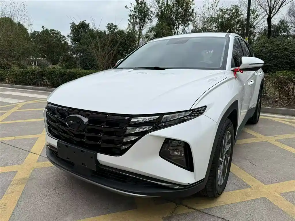 Hyundai Tucson — фото 2