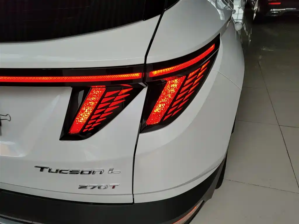 Hyundai Tucson — фото 8