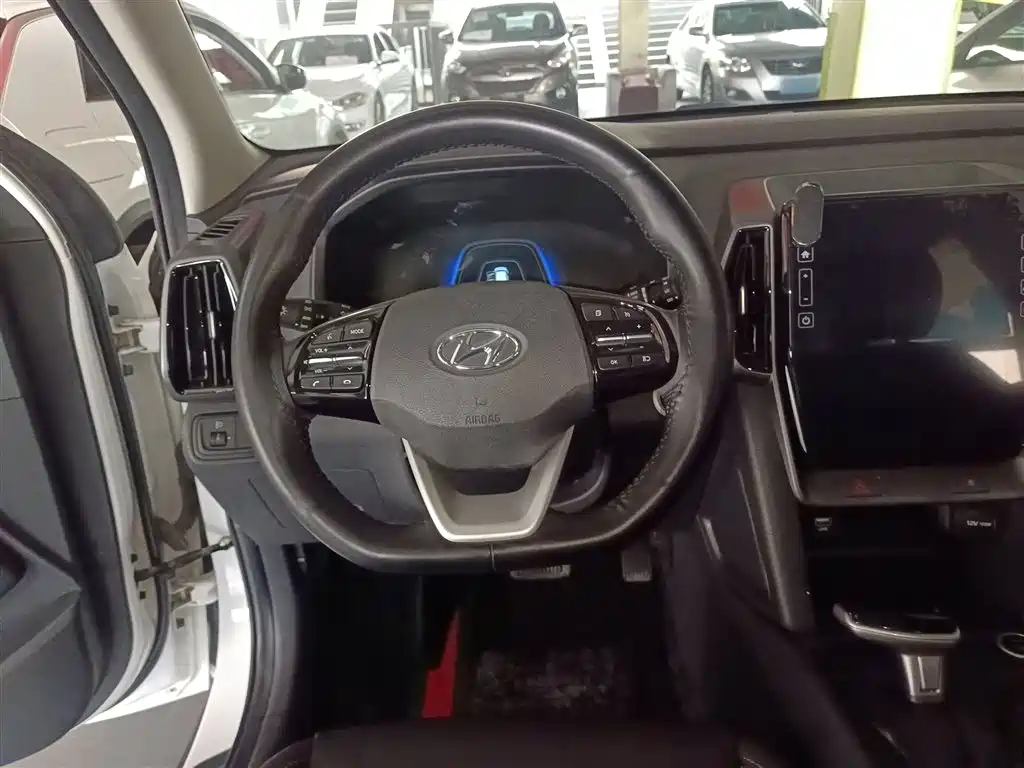 Hyundai ix35 — фото 11
