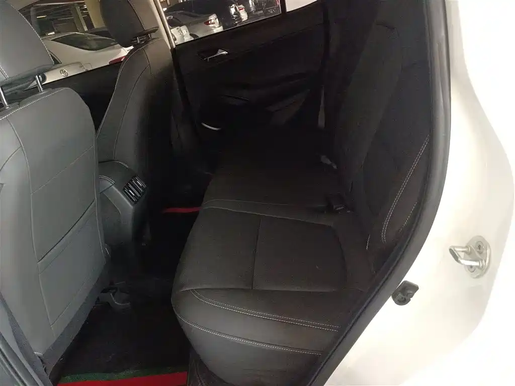Hyundai ix35 — фото 17