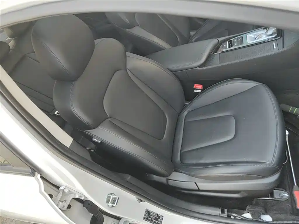 Hyundai Mistra — фото 25
