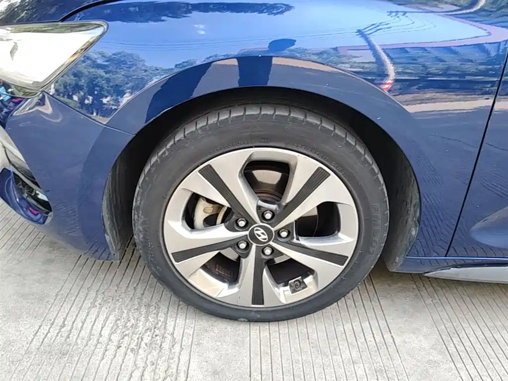 Hyundai Fista — фото 23