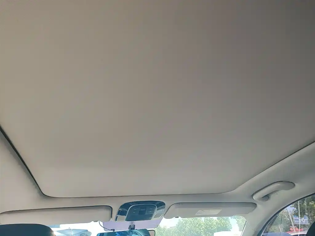 Hyundai Mistra — фото 18