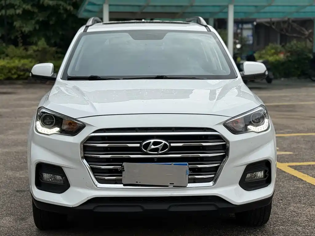 Hyundai ix35 — фото 2