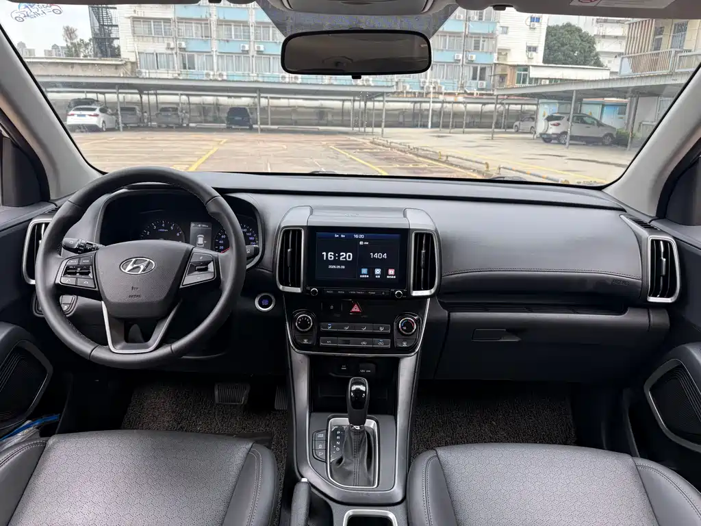 Hyundai ix35 — фото 7