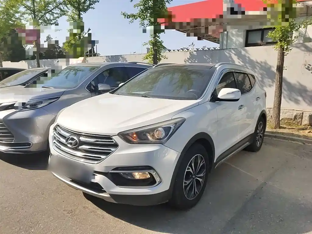 Hyundai Santa Fe — фото 2