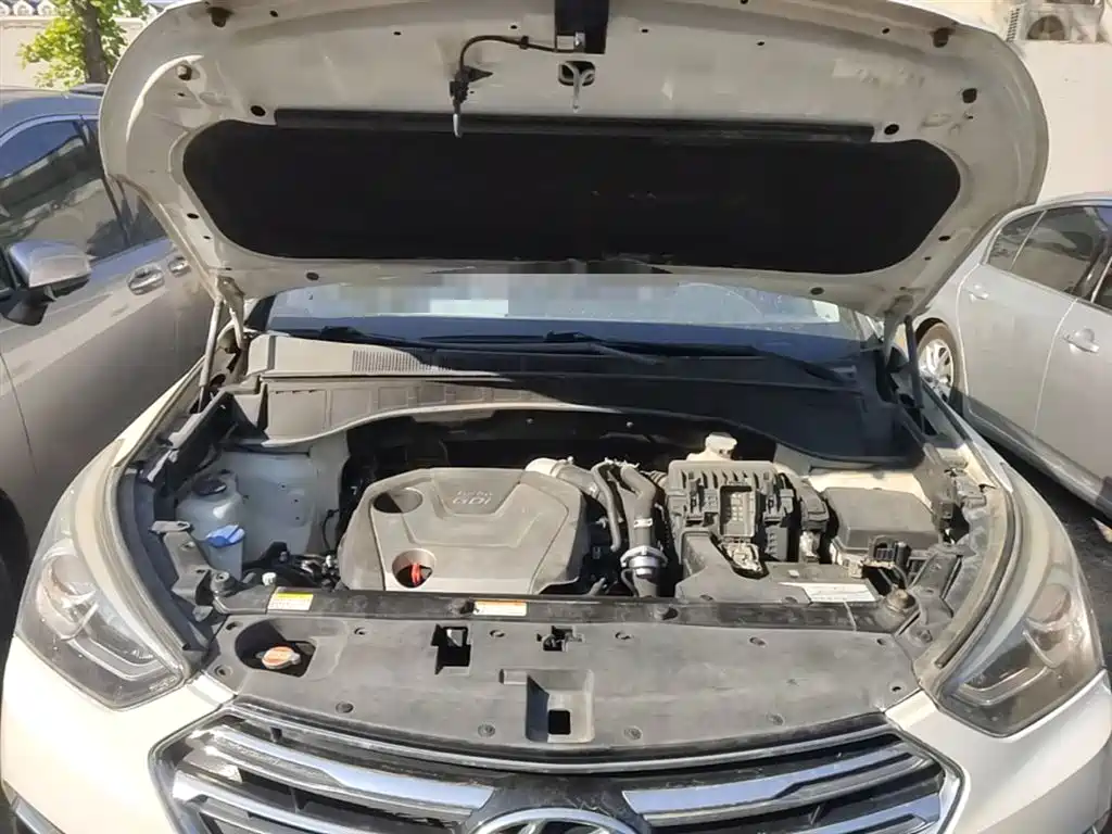 Hyundai Santa Fe — фото 20