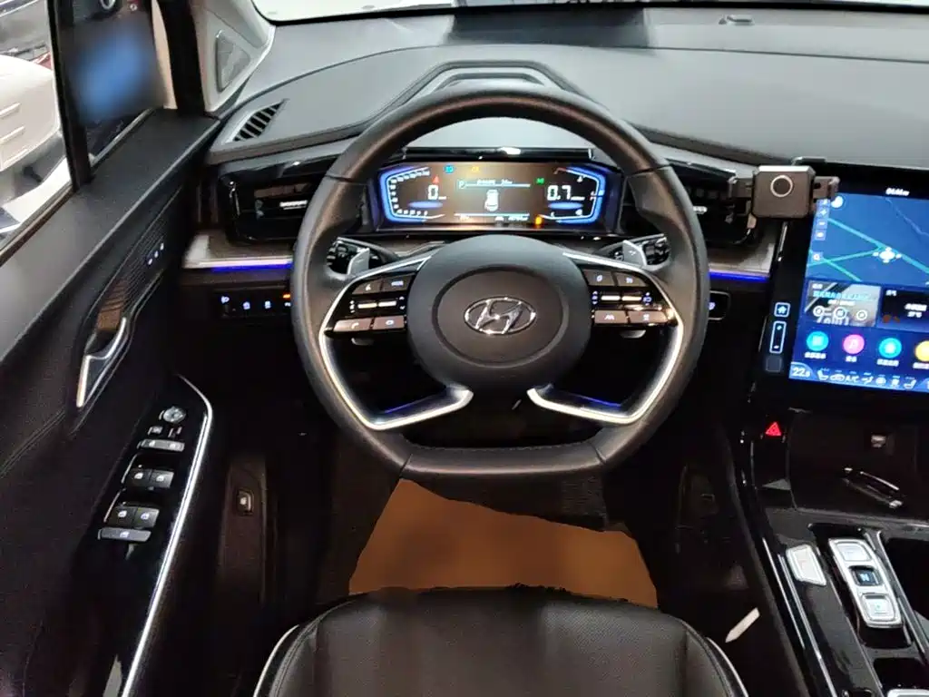 Hyundai Custo — фото 7