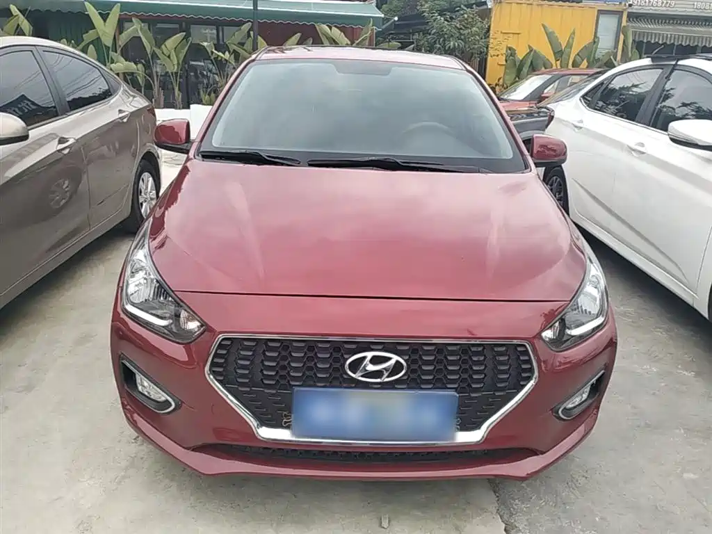 Hyundai Verna — фото 3