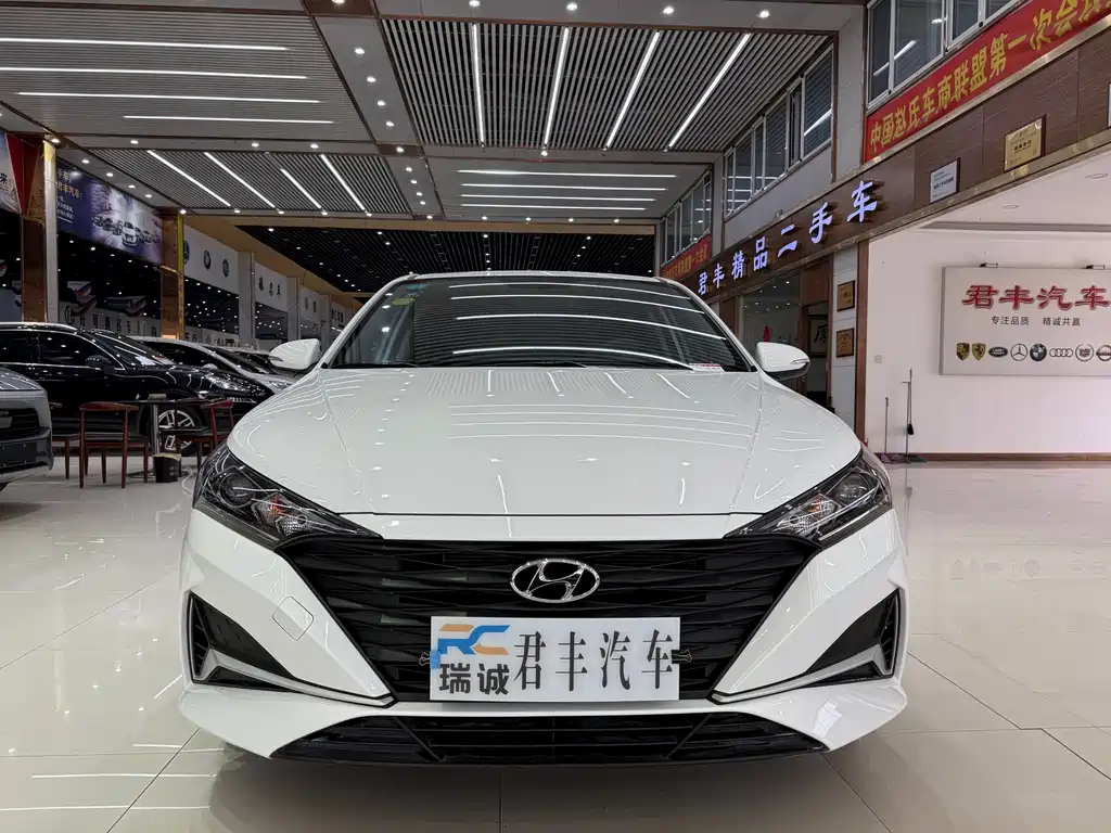 Hyundai Verna — фото 2