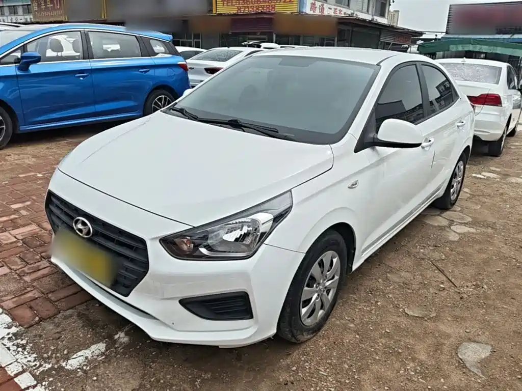 Hyundai Verna — фото 2