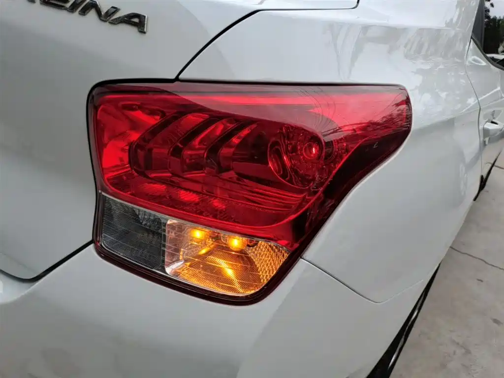 Hyundai Verna — фото 8