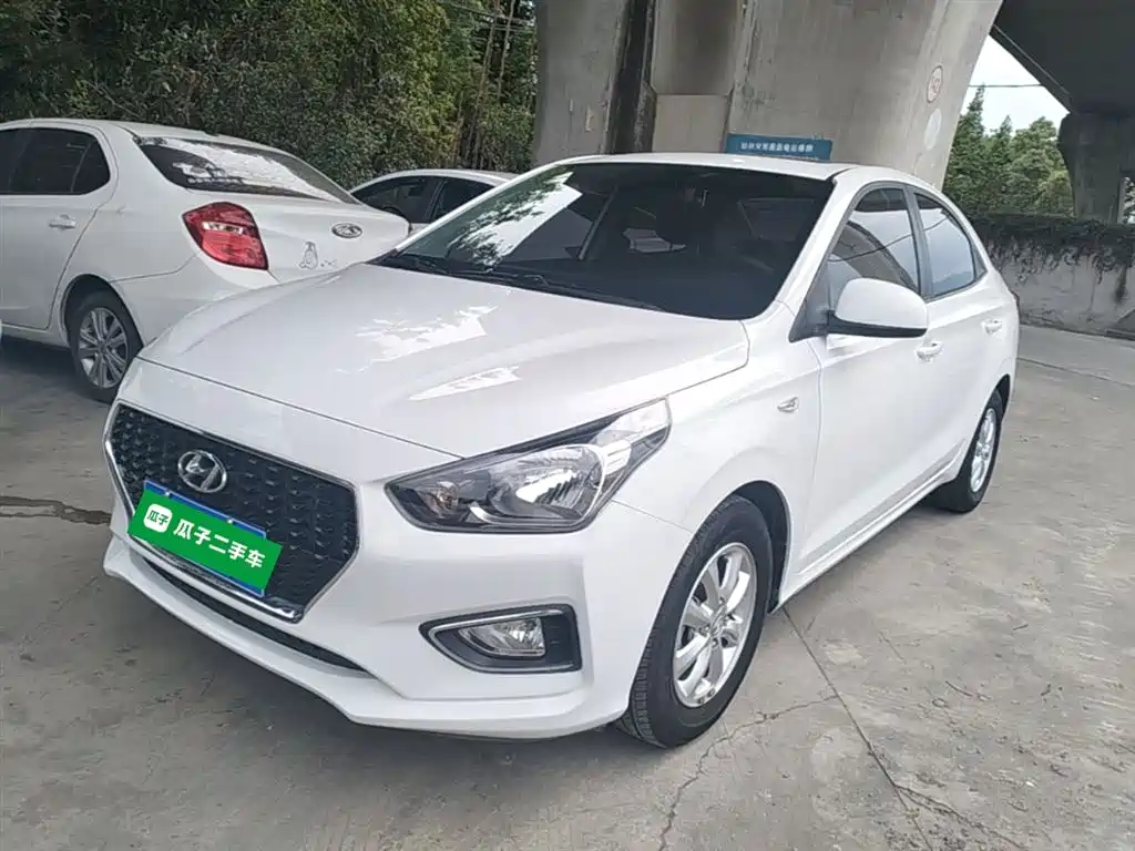 Hyundai Verna — фото 2