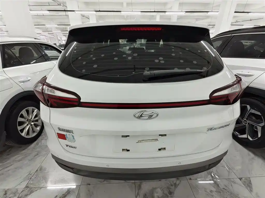 Hyundai Tucson — фото 6