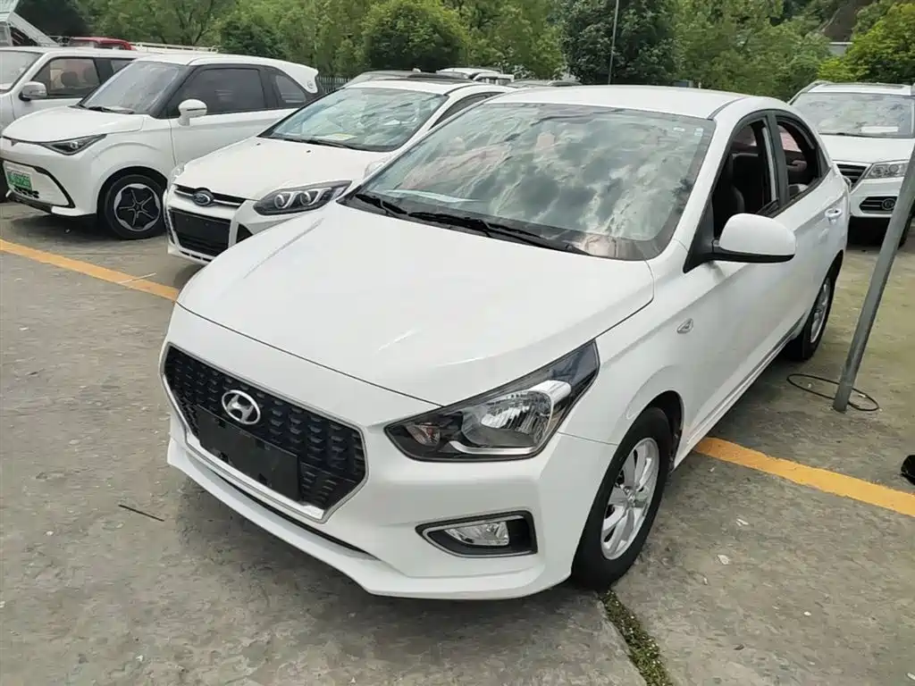 Hyundai Verna — фото 2