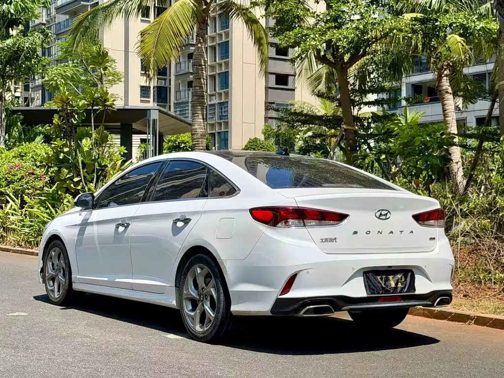 Hyundai Sonata — фото 7