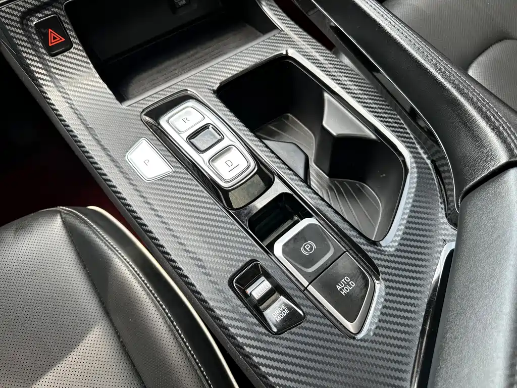 Hyundai Custo — фото 22