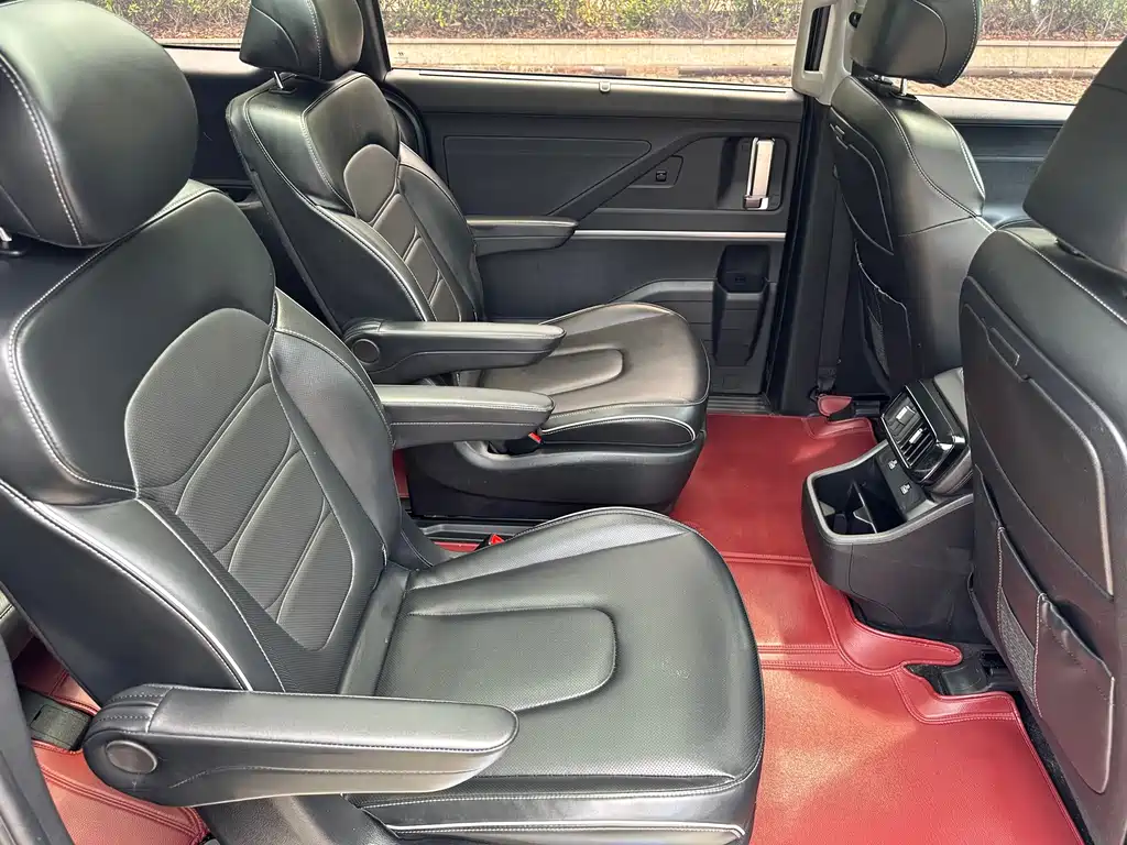 Hyundai Custo — фото 29