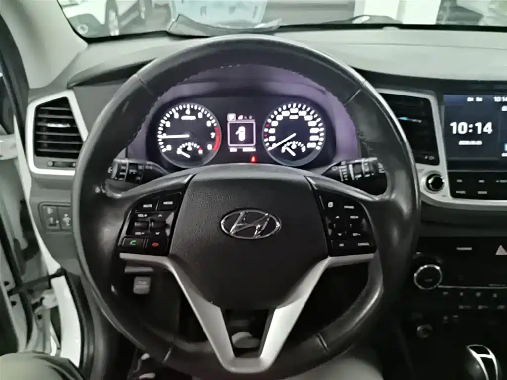 Hyundai Tucson — фото 11